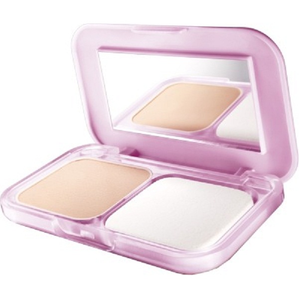 Maybelline Clear Glow All In One Fairness Compact Powder